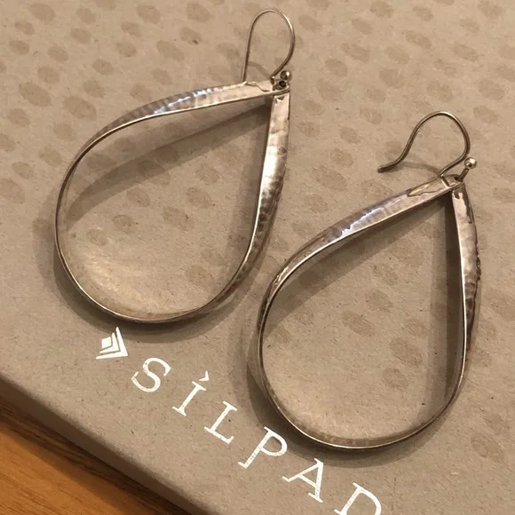 Silpada Hammered Sterling Silver Do The Twist Large Teardrop Earrings W3068